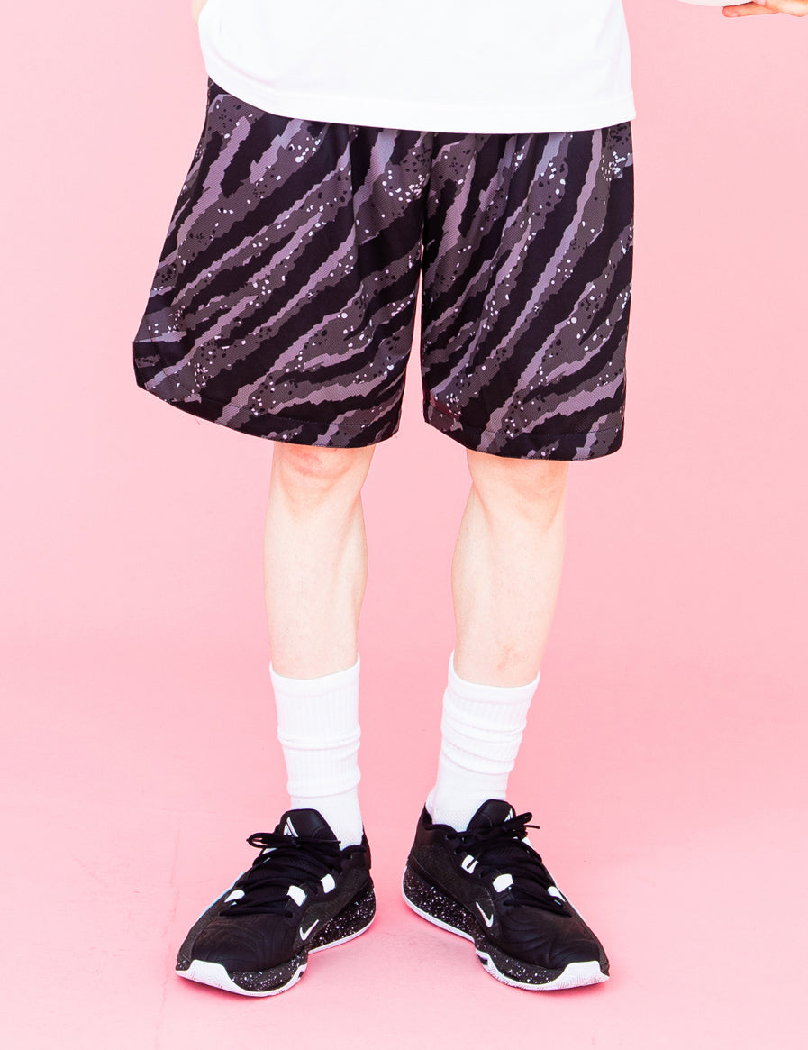 TIGER CAMOUFLAGE SHORTS (BLACK) - CandyHoop