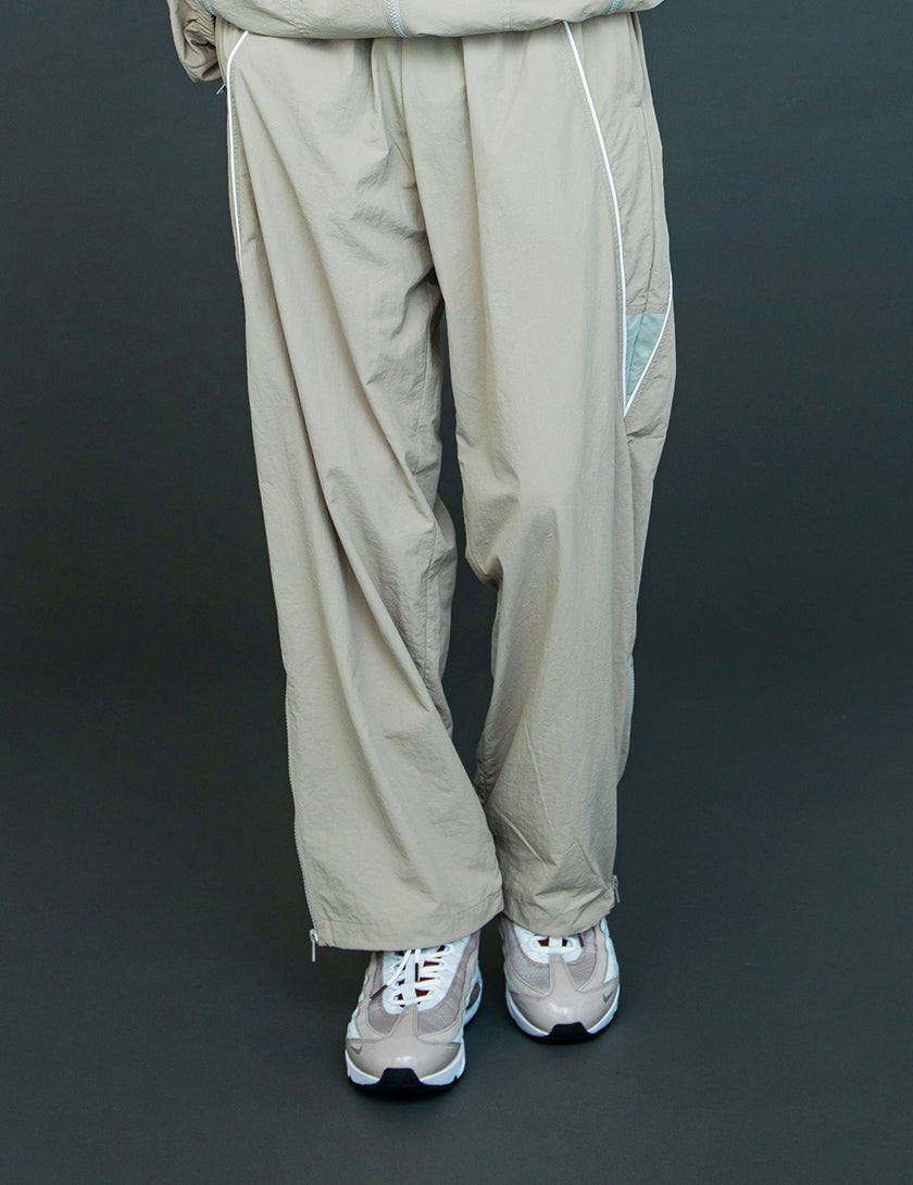 MESH PANEL NYLON PANTS (GRAY)