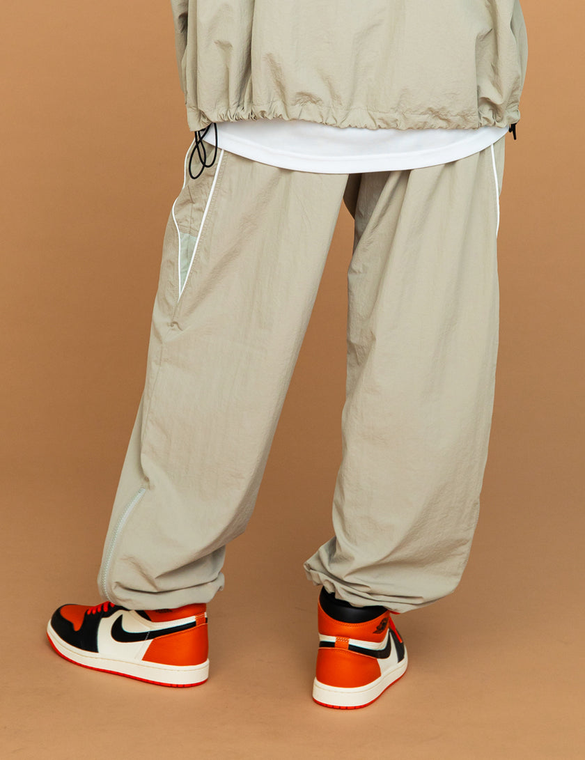 MESH PANEL NYLON PANTS (GRAY)