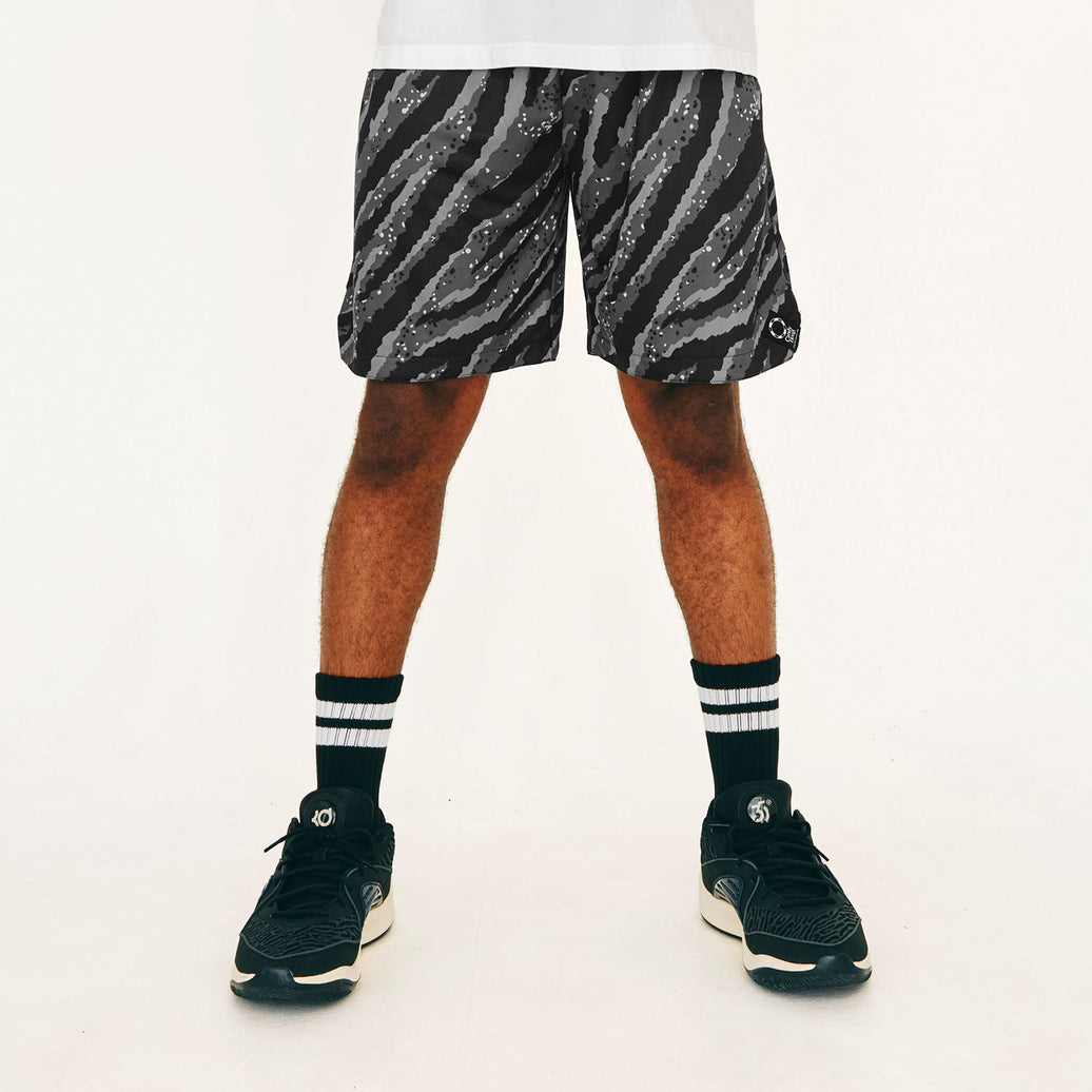 TIGER CAMOUFLAGE SHORTS (BLACK)